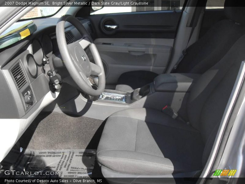 Bright Silver Metallic / Dark Slate Gray/Light Graystone 2007 Dodge Magnum SE