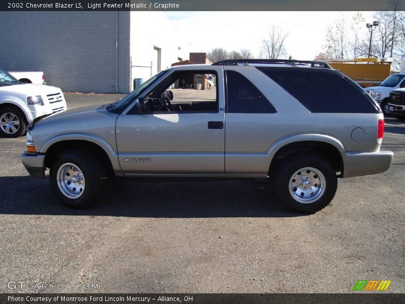 Light Pewter Metallic / Graphite 2002 Chevrolet Blazer LS