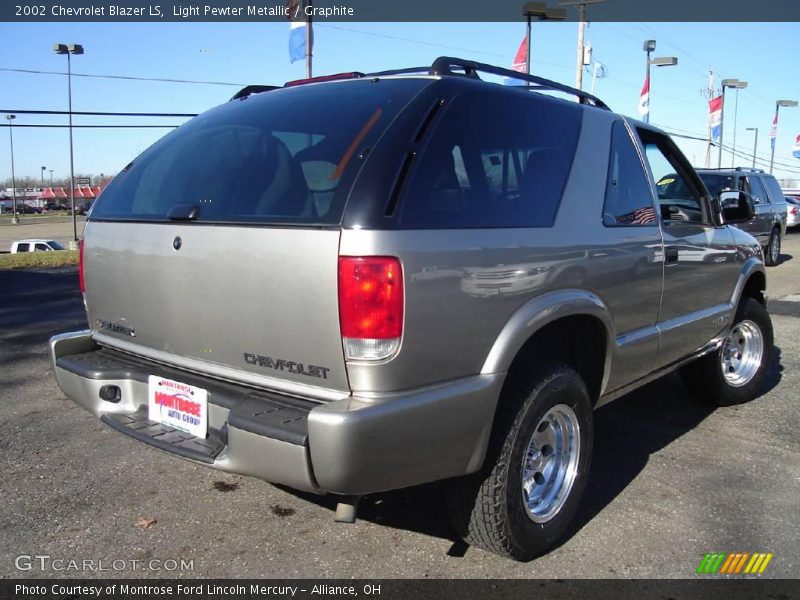 Light Pewter Metallic / Graphite 2002 Chevrolet Blazer LS