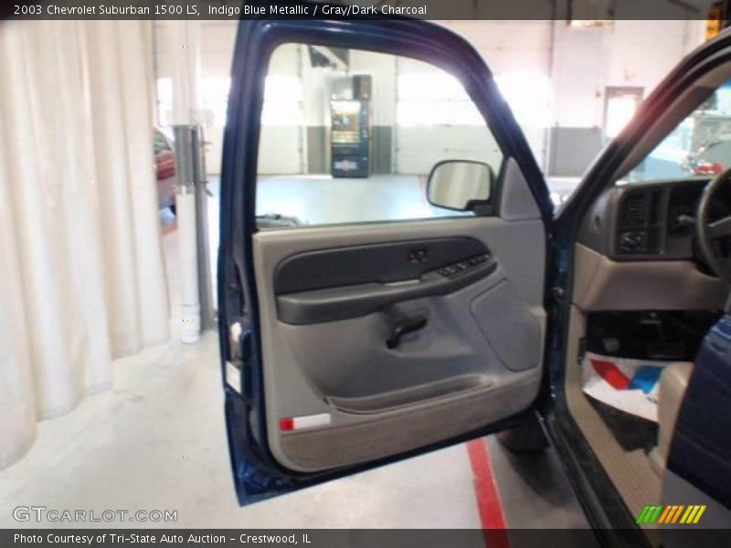 Indigo Blue Metallic / Gray/Dark Charcoal 2003 Chevrolet Suburban 1500 LS