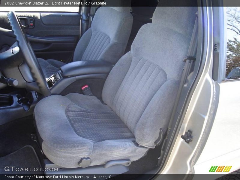 Light Pewter Metallic / Graphite 2002 Chevrolet Blazer LS