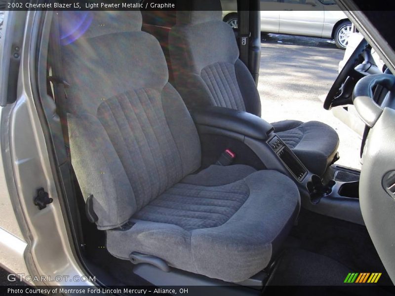 Light Pewter Metallic / Graphite 2002 Chevrolet Blazer LS