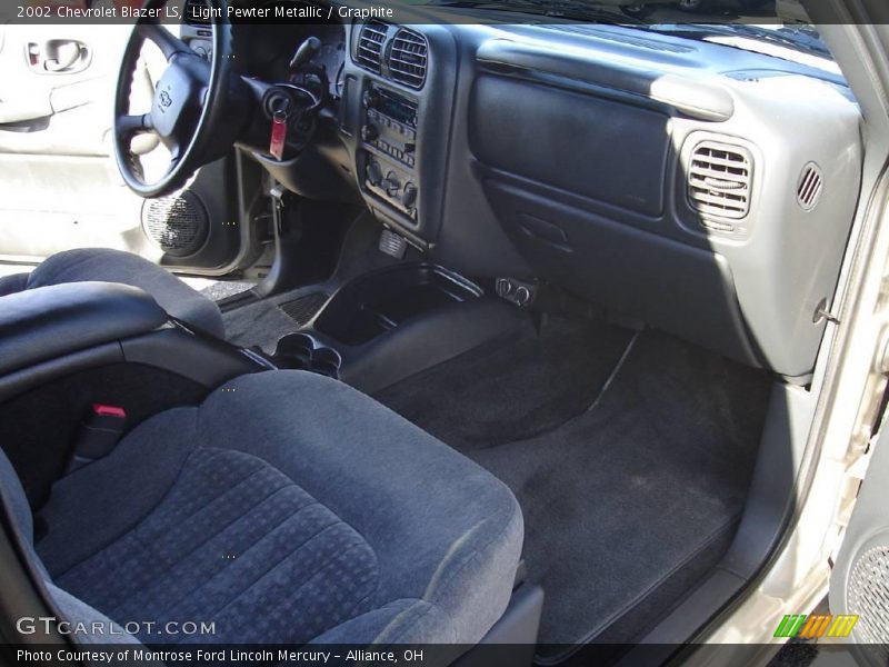 Light Pewter Metallic / Graphite 2002 Chevrolet Blazer LS