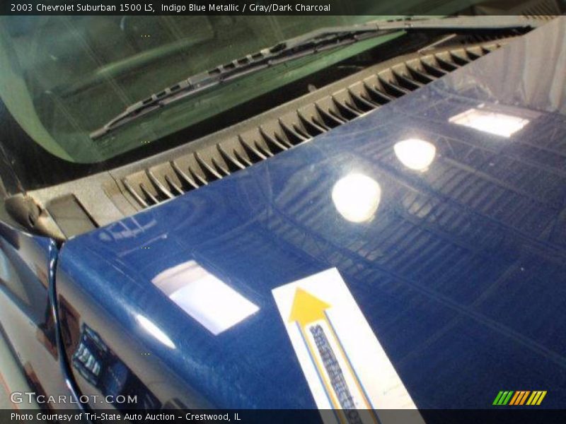 Indigo Blue Metallic / Gray/Dark Charcoal 2003 Chevrolet Suburban 1500 LS