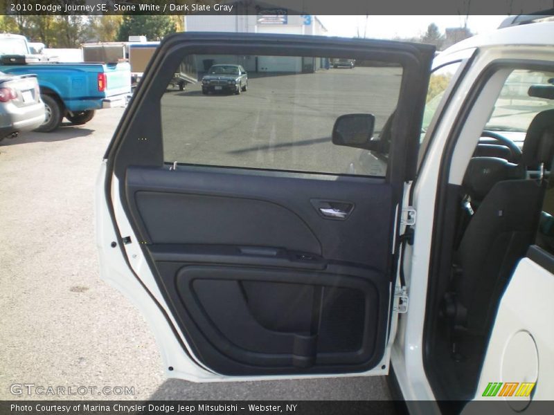 Stone White / Dark Slate Gray 2010 Dodge Journey SE
