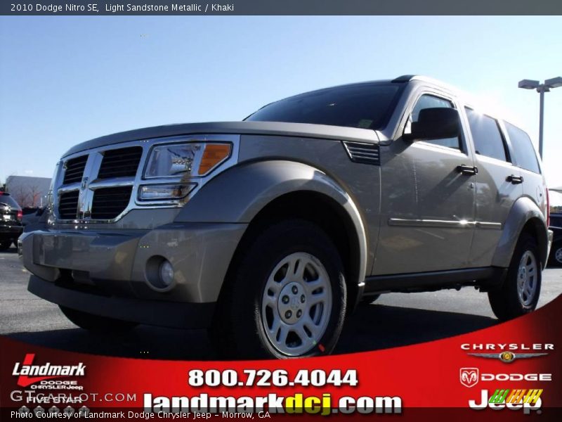 Light Sandstone Metallic / Khaki 2010 Dodge Nitro SE