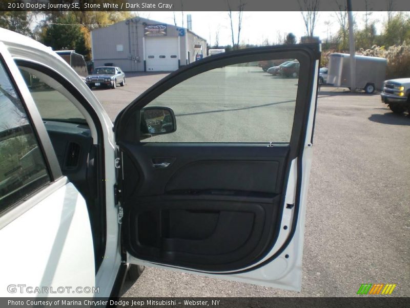 Stone White / Dark Slate Gray 2010 Dodge Journey SE