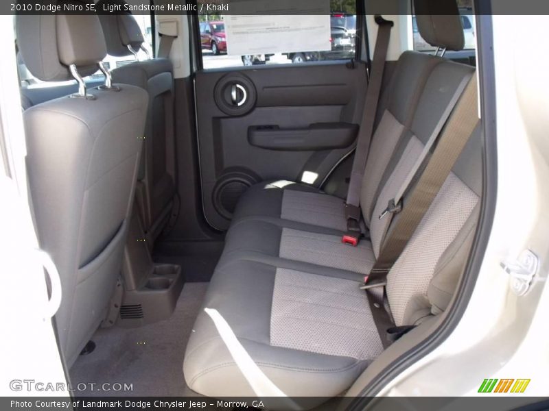 Light Sandstone Metallic / Khaki 2010 Dodge Nitro SE