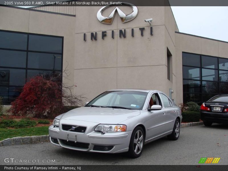 Silver Metallic / R Nordkap Black/Blue Metallic 2005 Volvo S60 R AWD