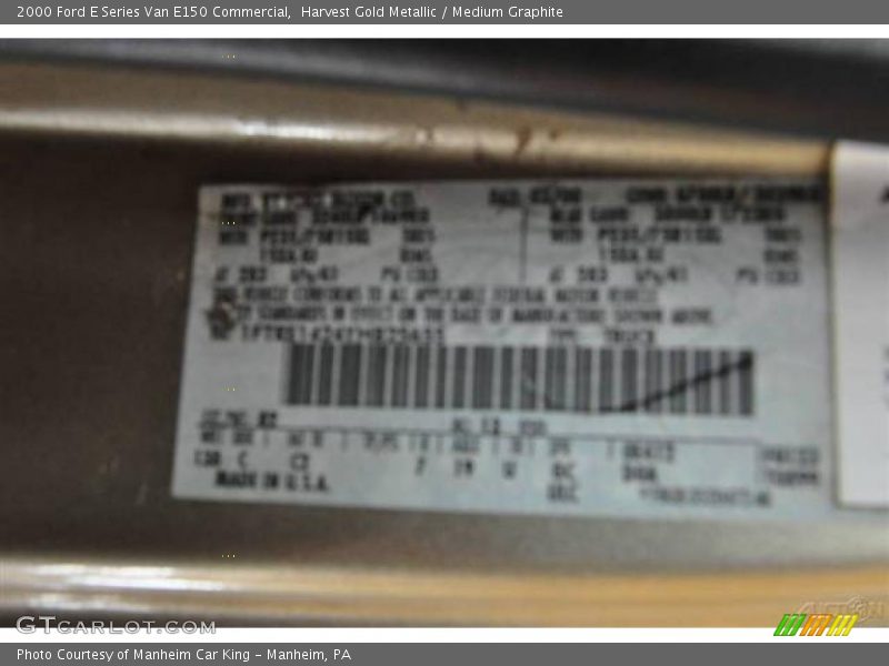 Harvest Gold Metallic / Medium Graphite 2000 Ford E Series Van E150 Commercial