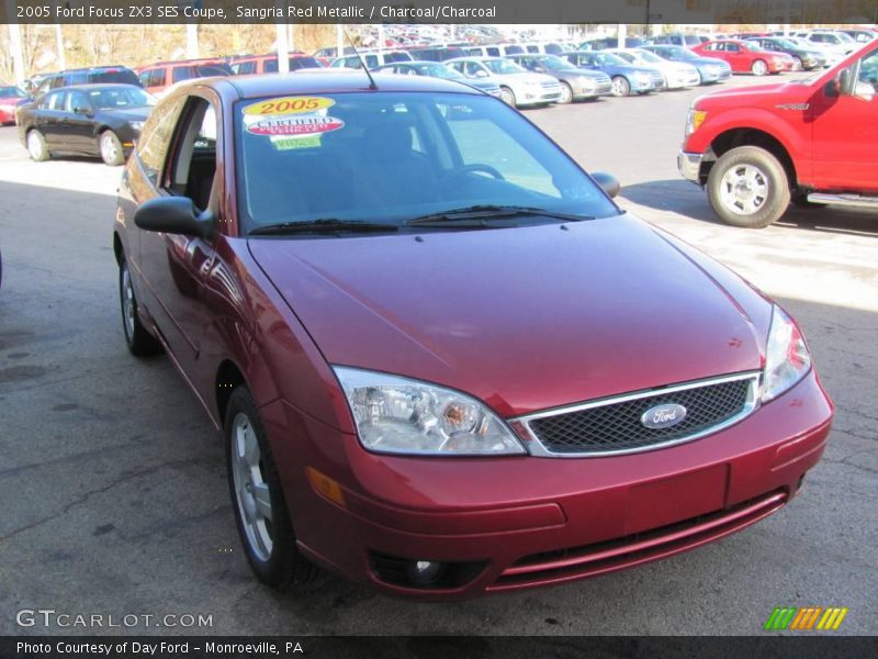 Sangria Red Metallic / Charcoal/Charcoal 2005 Ford Focus ZX3 SES Coupe