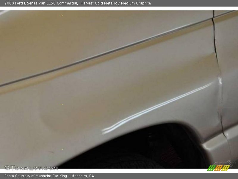Harvest Gold Metallic / Medium Graphite 2000 Ford E Series Van E150 Commercial