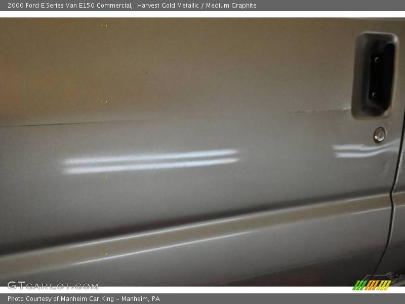 Harvest Gold Metallic / Medium Graphite 2000 Ford E Series Van E150 Commercial