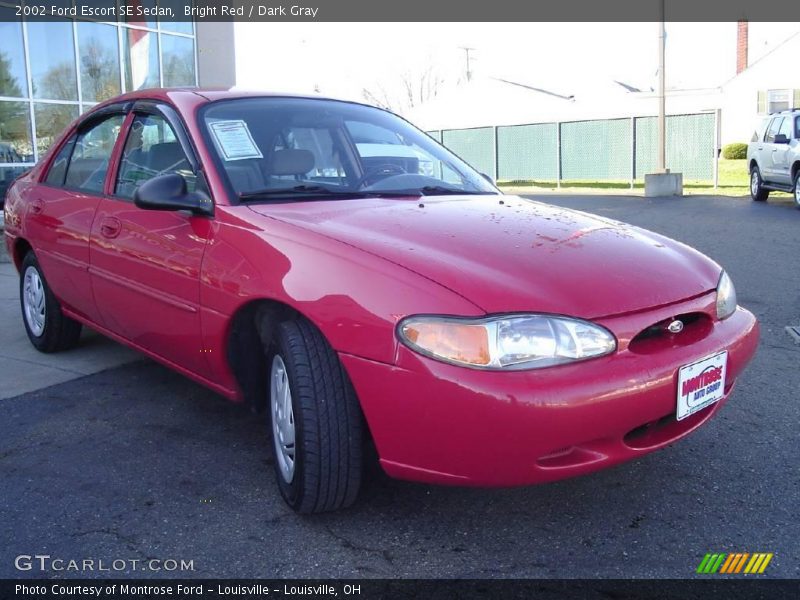 Bright Red / Dark Gray 2002 Ford Escort SE Sedan