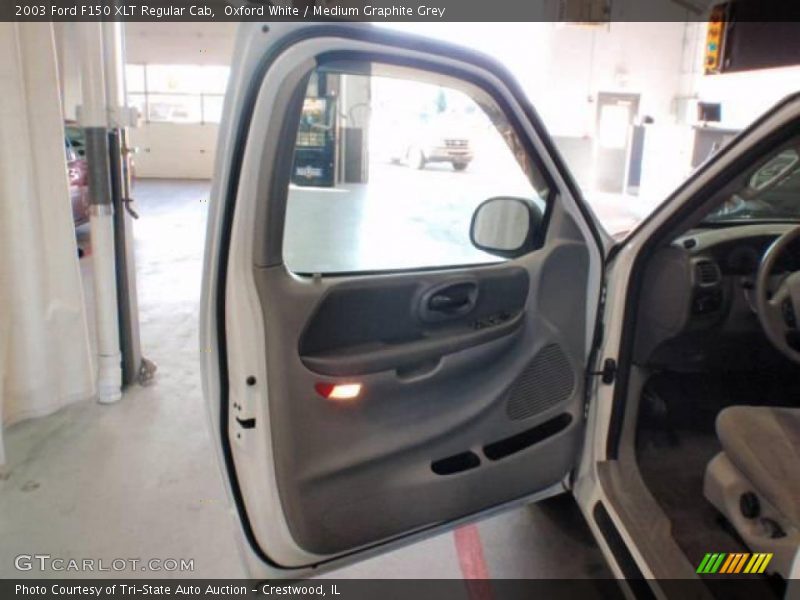 Oxford White / Medium Graphite Grey 2003 Ford F150 XLT Regular Cab
