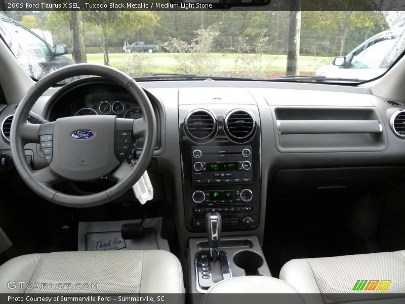 Tuxedo Black Metallic / Medium Light Stone 2009 Ford Taurus X SEL