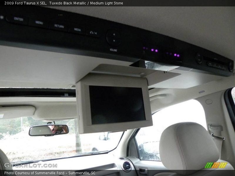 Tuxedo Black Metallic / Medium Light Stone 2009 Ford Taurus X SEL