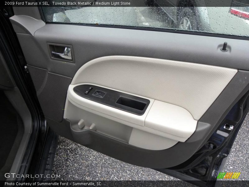 Tuxedo Black Metallic / Medium Light Stone 2009 Ford Taurus X SEL