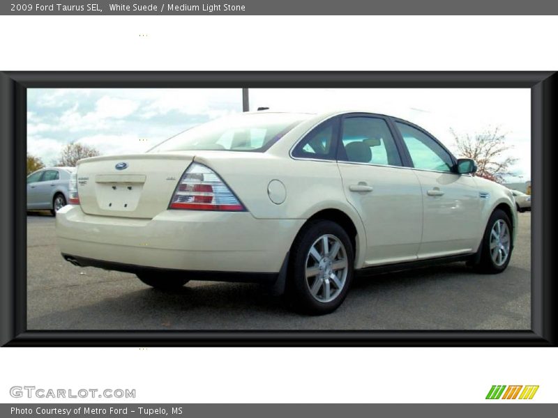 White Suede / Medium Light Stone 2009 Ford Taurus SEL