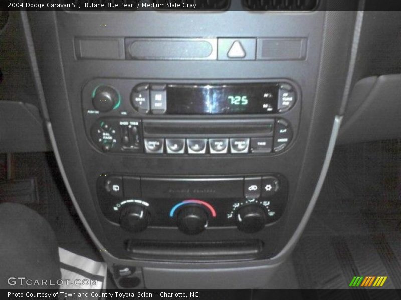 Butane Blue Pearl / Medium Slate Gray 2004 Dodge Caravan SE