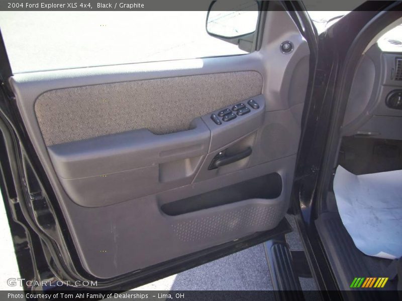 Black / Graphite 2004 Ford Explorer XLS 4x4