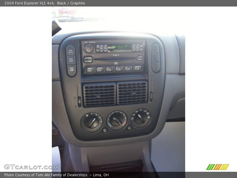 Black / Graphite 2004 Ford Explorer XLS 4x4