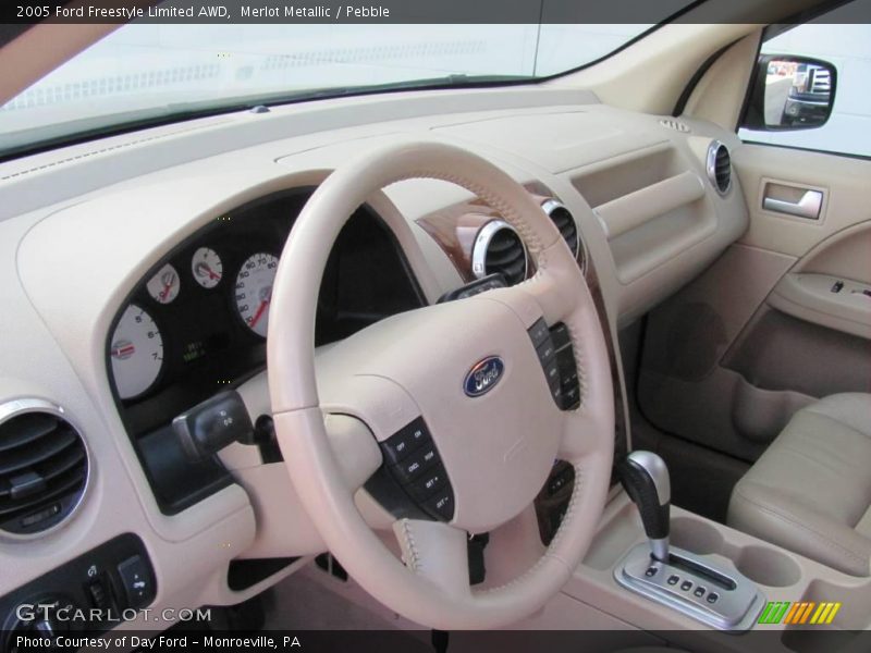 Merlot Metallic / Pebble 2005 Ford Freestyle Limited AWD