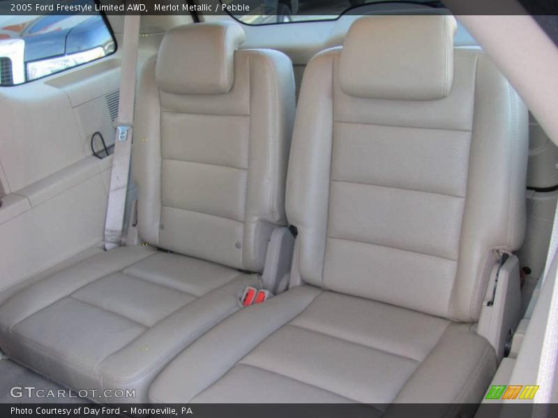 Merlot Metallic / Pebble 2005 Ford Freestyle Limited AWD