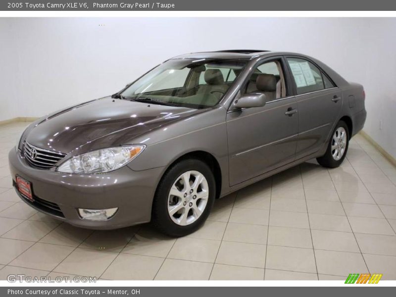 Phantom Gray Pearl / Taupe 2005 Toyota Camry XLE V6