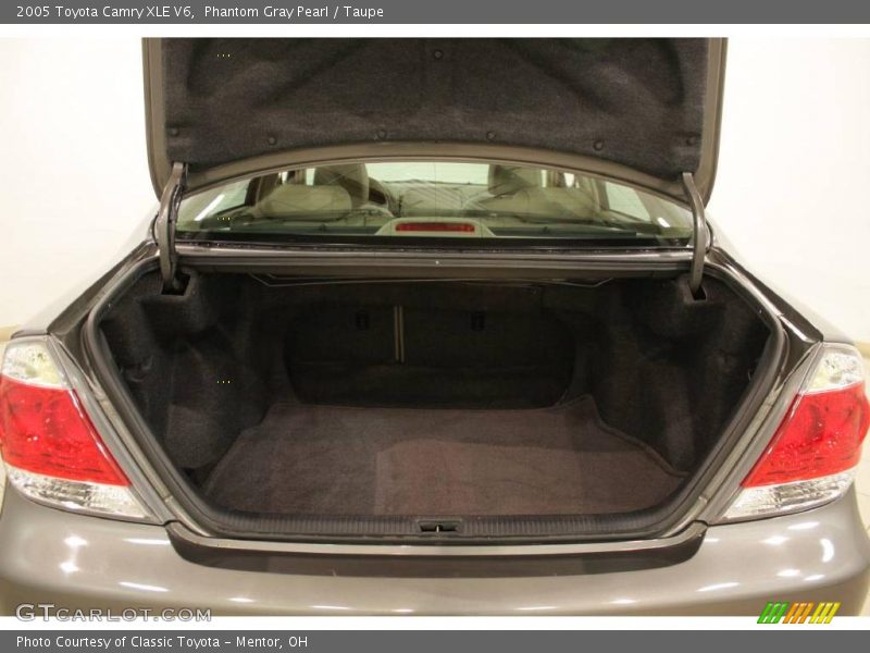 Phantom Gray Pearl / Taupe 2005 Toyota Camry XLE V6