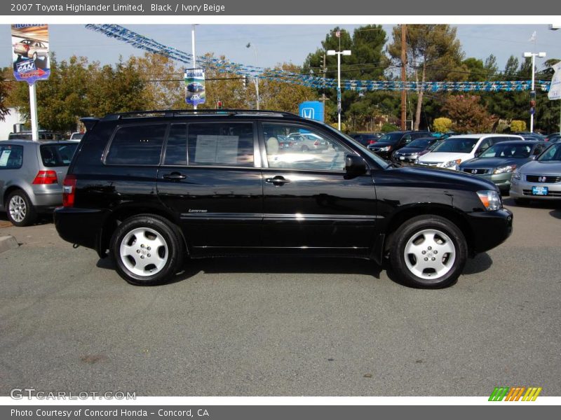 Black / Ivory Beige 2007 Toyota Highlander Limited