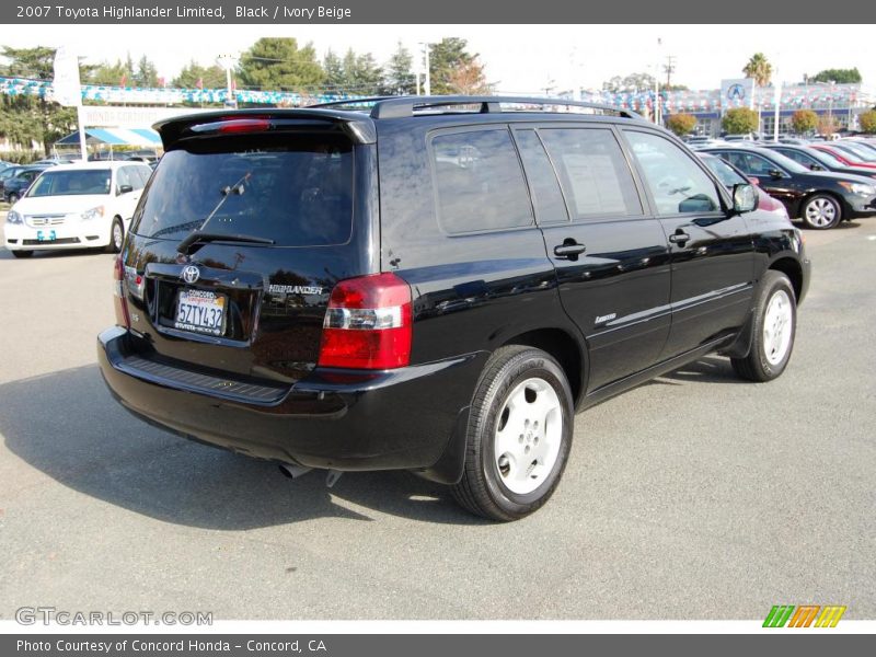 Black / Ivory Beige 2007 Toyota Highlander Limited