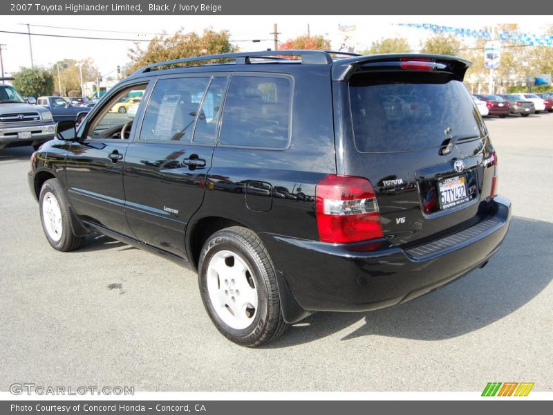 Black / Ivory Beige 2007 Toyota Highlander Limited