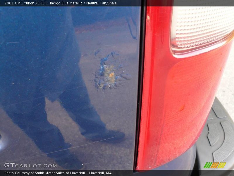 Indigo Blue Metallic / Neutral Tan/Shale 2001 GMC Yukon XL SLT