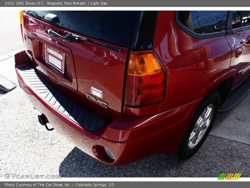 Magnetic Red Metallic / Light Oak 2002 GMC Envoy SLT