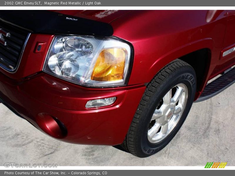 Magnetic Red Metallic / Light Oak 2002 GMC Envoy SLT