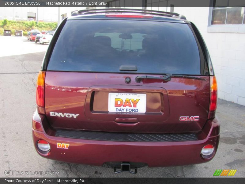 Magnetic Red Metallic / Light Gray 2005 GMC Envoy SLT