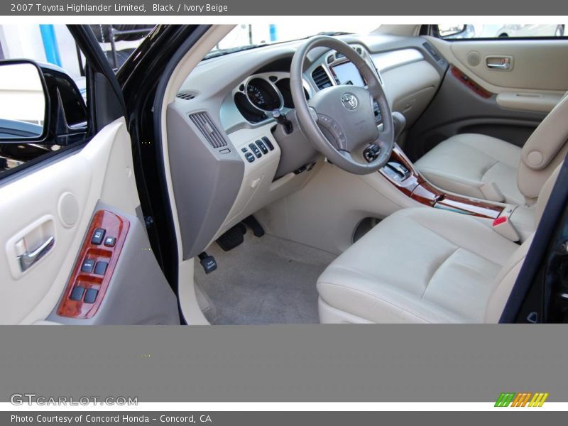 Black / Ivory Beige 2007 Toyota Highlander Limited