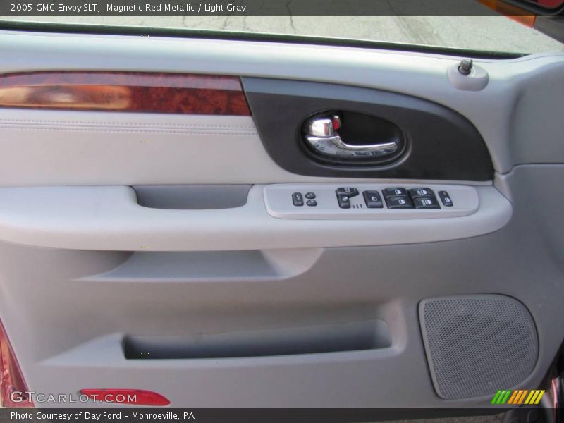 Magnetic Red Metallic / Light Gray 2005 GMC Envoy SLT