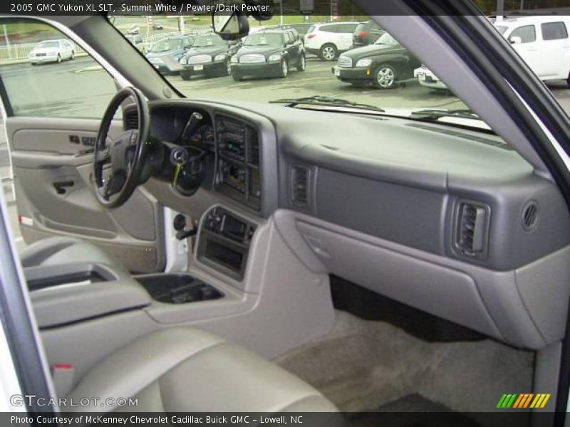 Summit White / Pewter/Dark Pewter 2005 GMC Yukon XL SLT