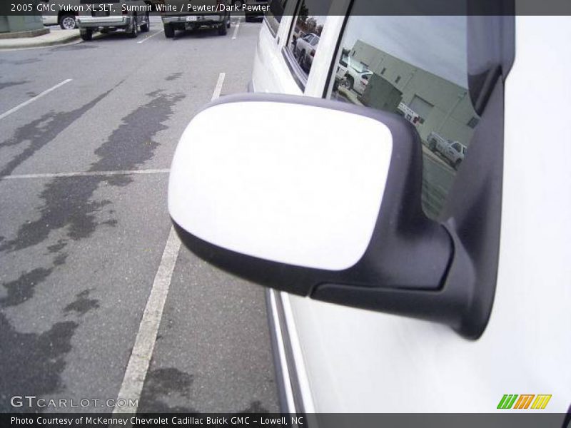 Summit White / Pewter/Dark Pewter 2005 GMC Yukon XL SLT