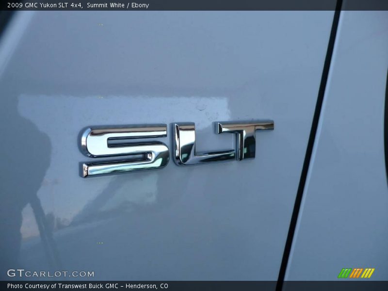 Summit White / Ebony 2009 GMC Yukon SLT 4x4