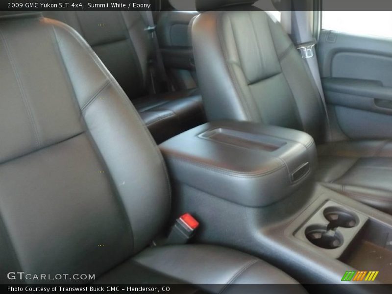 Summit White / Ebony 2009 GMC Yukon SLT 4x4