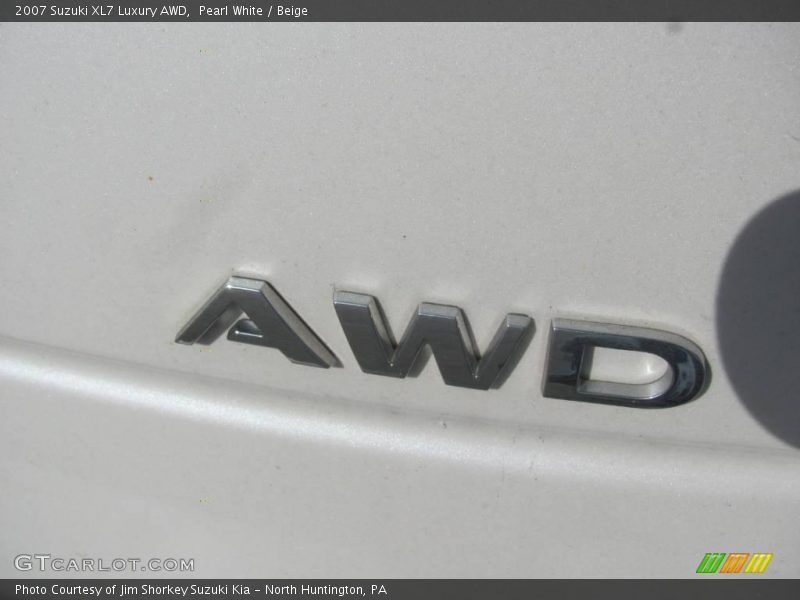 Pearl White / Beige 2007 Suzuki XL7 Luxury AWD