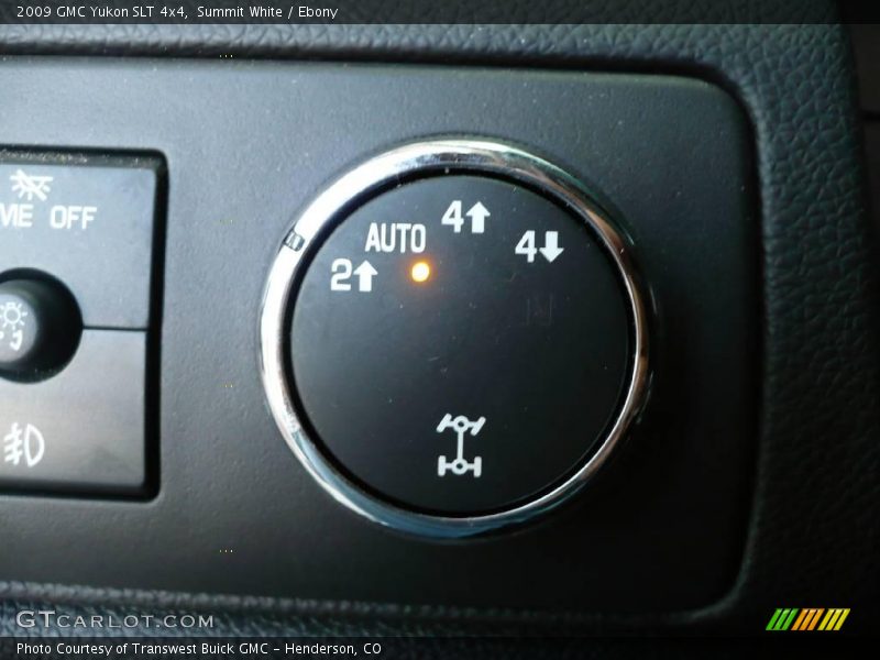 Summit White / Ebony 2009 GMC Yukon SLT 4x4