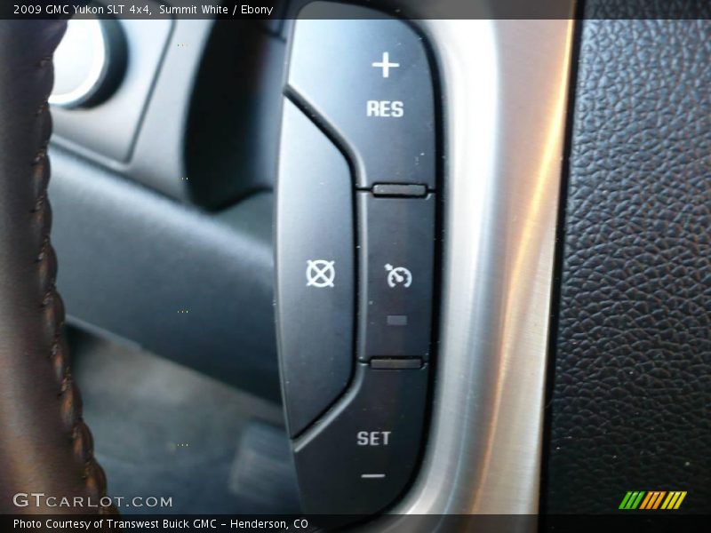 Summit White / Ebony 2009 GMC Yukon SLT 4x4