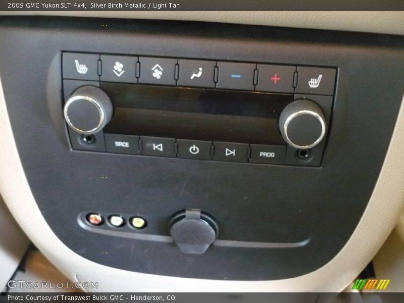Silver Birch Metallic / Light Tan 2009 GMC Yukon SLT 4x4