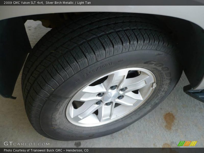 Silver Birch Metallic / Light Tan 2009 GMC Yukon SLT 4x4