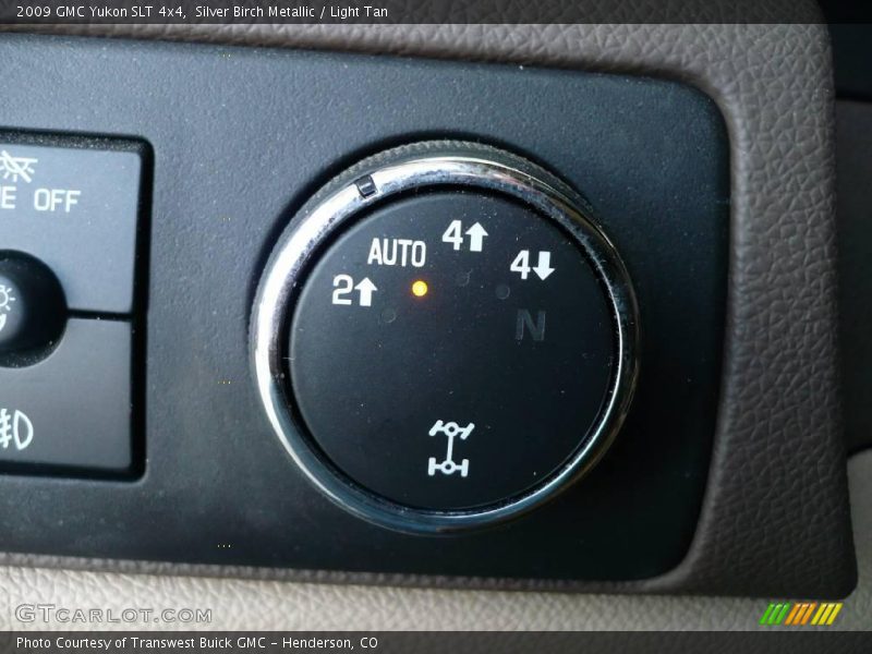Silver Birch Metallic / Light Tan 2009 GMC Yukon SLT 4x4