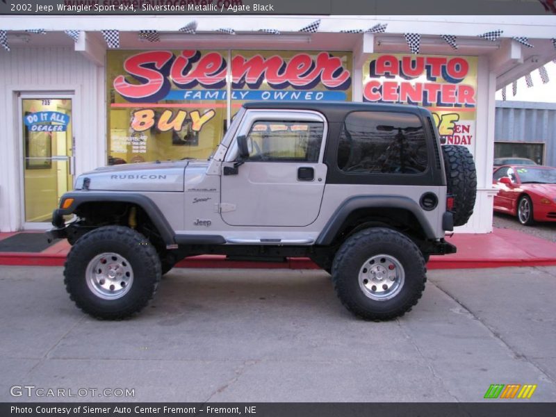 Silverstone Metallic / Agate Black 2002 Jeep Wrangler Sport 4x4